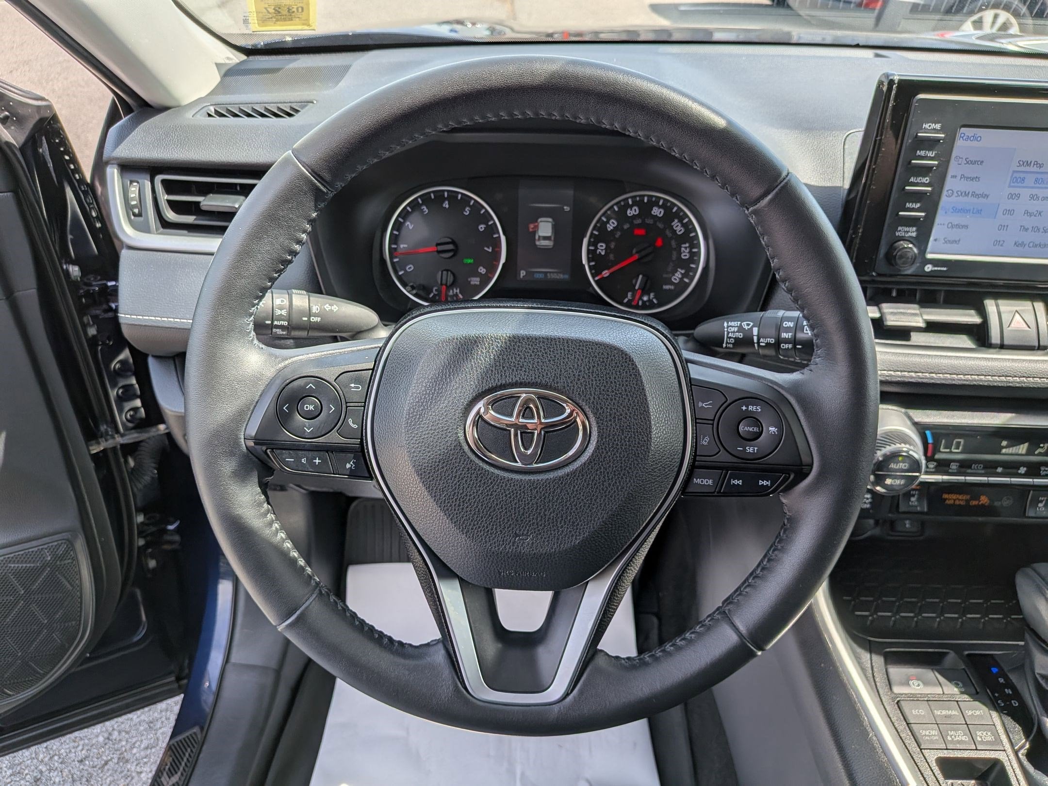 2021 Toyota RAV4 XLE w/ Convenience & Cold Weather Pkg