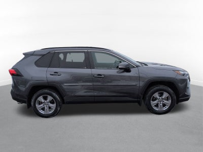 2023 Toyota RAV4 XLE w/ Convenience & Cold Weather Pkg