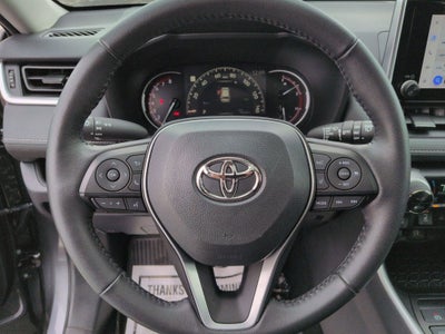 2023 Toyota RAV4 XLE w/ Convenience & Cold Weather Pkg