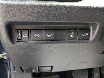 2022 Toyota RAV4 XLE w/ Convenience & Cold Weather Pkg