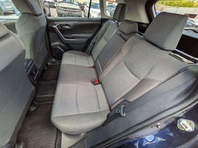 2022 Toyota RAV4 XLE w/ Convenience & Cold Weather Pkg