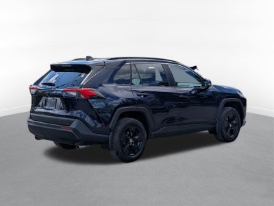 2022 Toyota RAV4 XLE w/ Convenience & Cold Weather Pkg