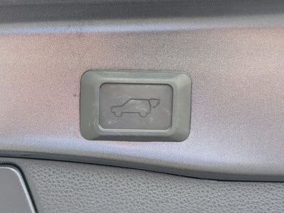 2023 Toyota RAV4 XLE w/ Convenience & Cold Weather Pkg
