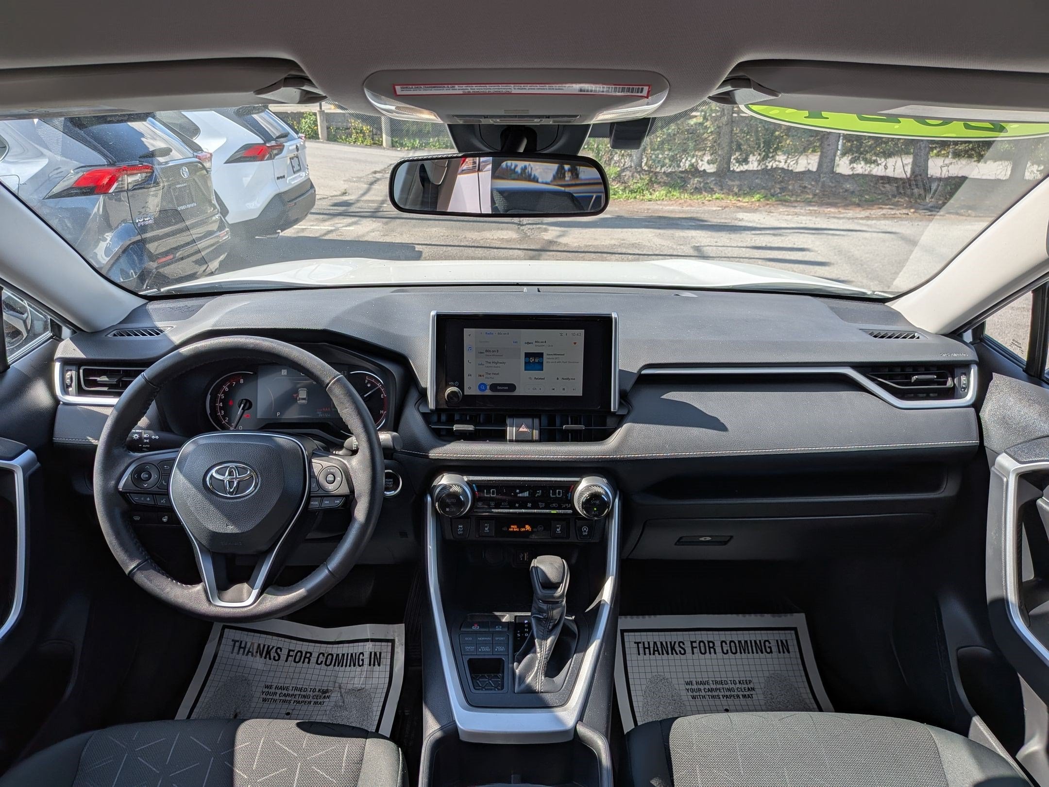 2024 Toyota RAV4 XLE w/ Convenience & Cold Weather Pkg
