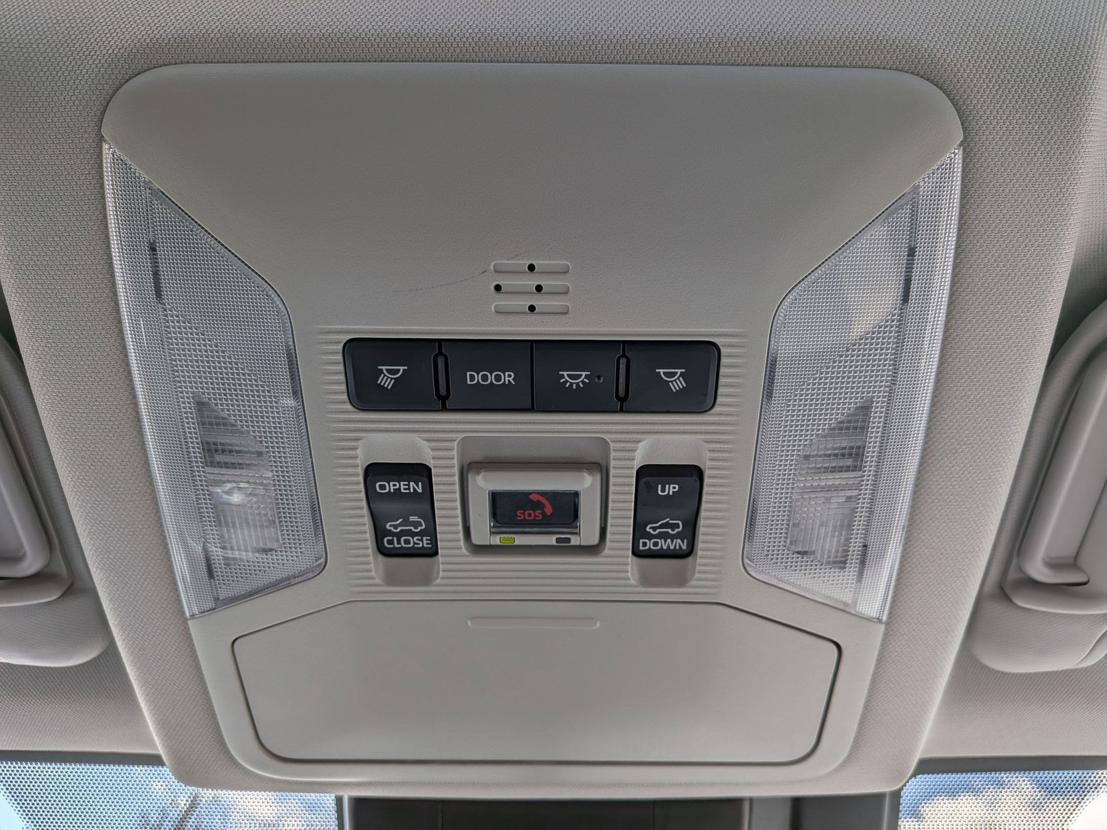 2023 Toyota RAV4 Hybrid XLE w/ Convenience & Cold Weather Pkg