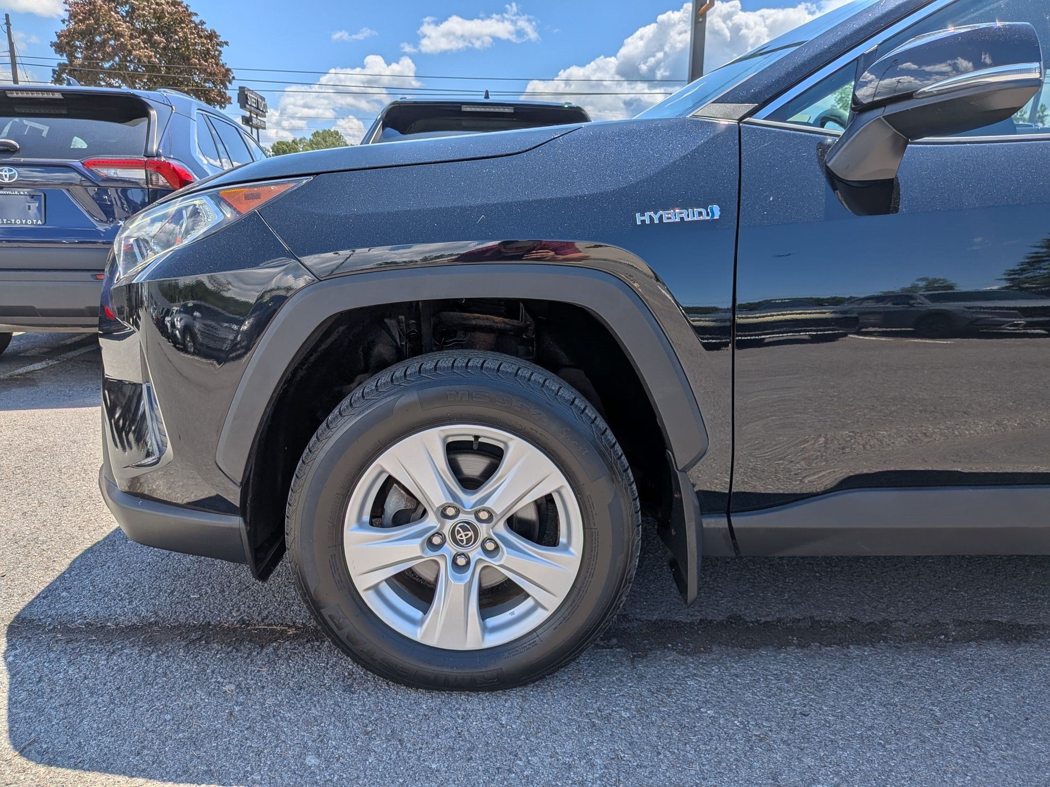 2020 Toyota RAV4 Hybrid XLE w/ Cold Weather Pkg