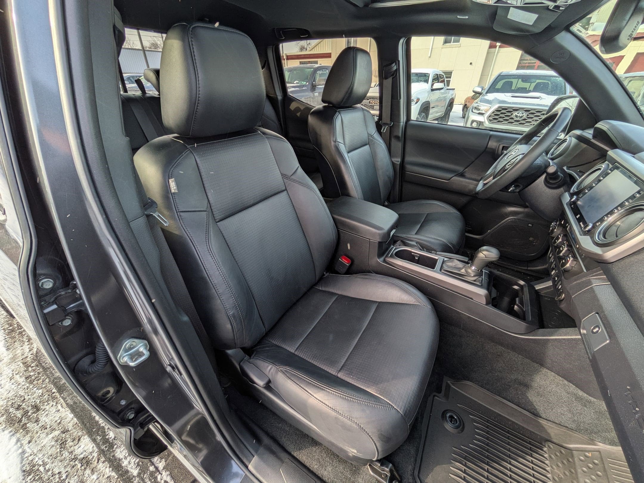 2023 Toyota Tacoma TRD Off-Road Premium V6 L/B