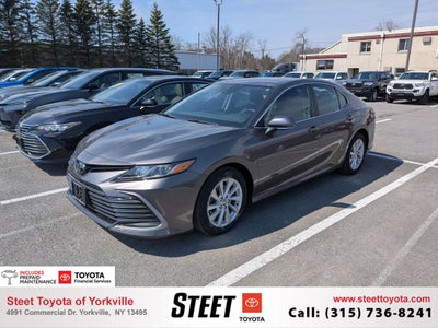 2022 Toyota Camry LE w/ Cold Weather Pkg