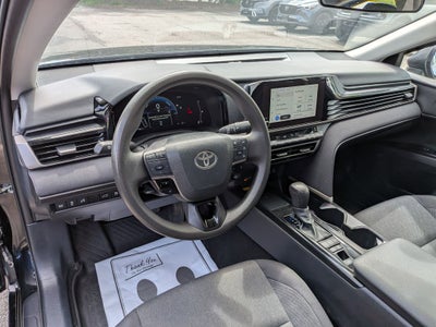2025 Toyota Camry LE AWD