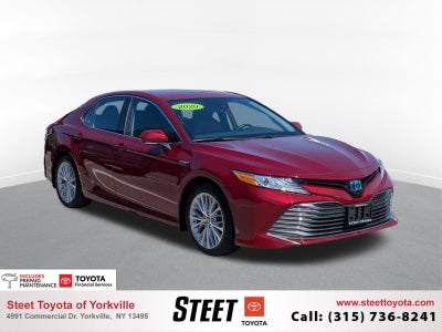 2020 Toyota Camry Hybrid XLE