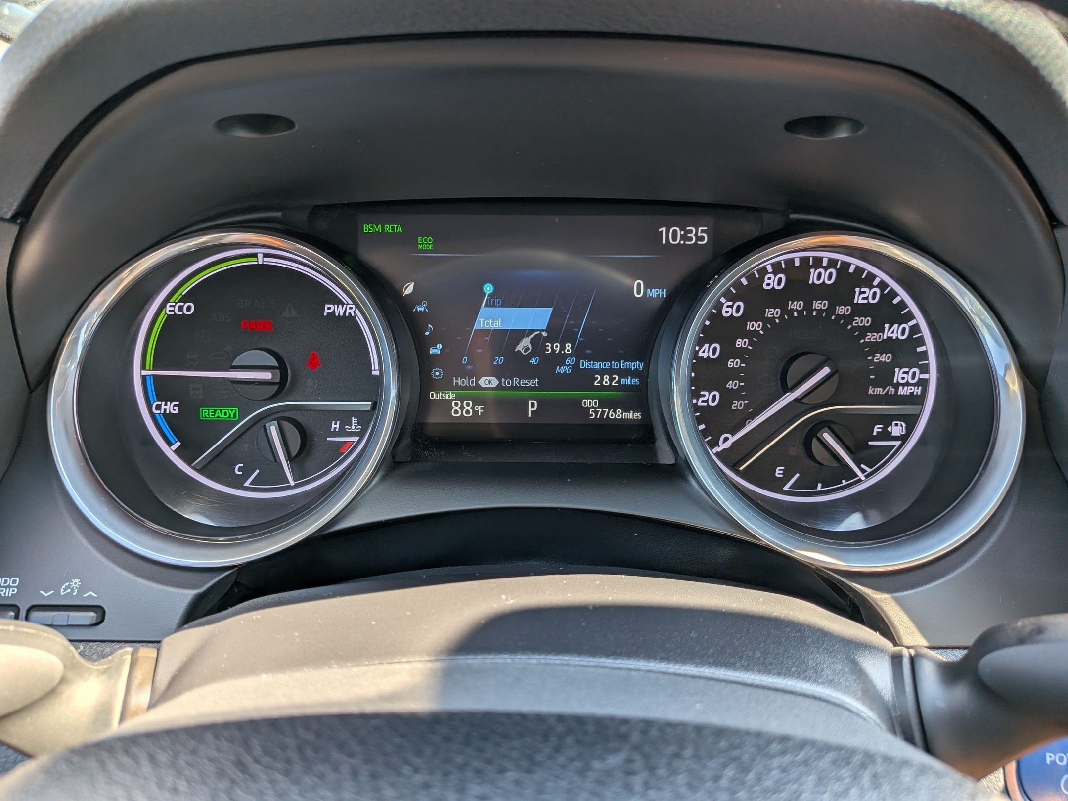 2020 Toyota Camry Hybrid XLE