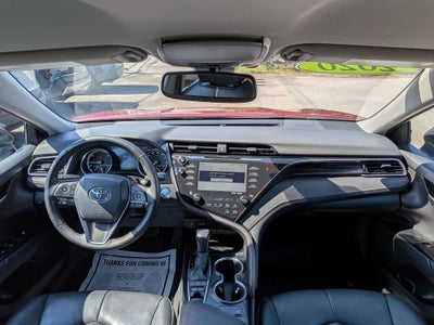 2020 Toyota Camry Hybrid XLE
