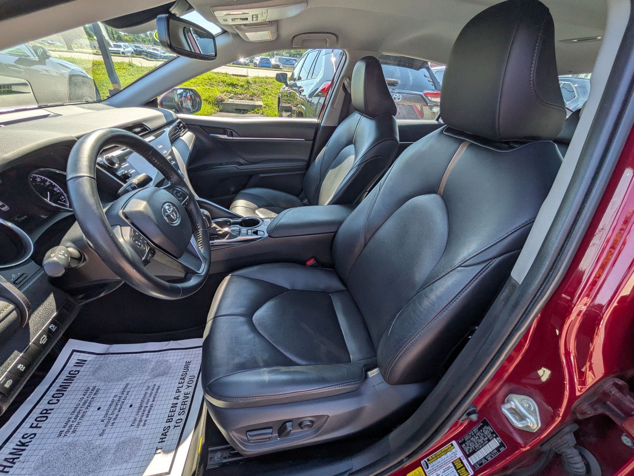 2020 Toyota Camry Hybrid XLE