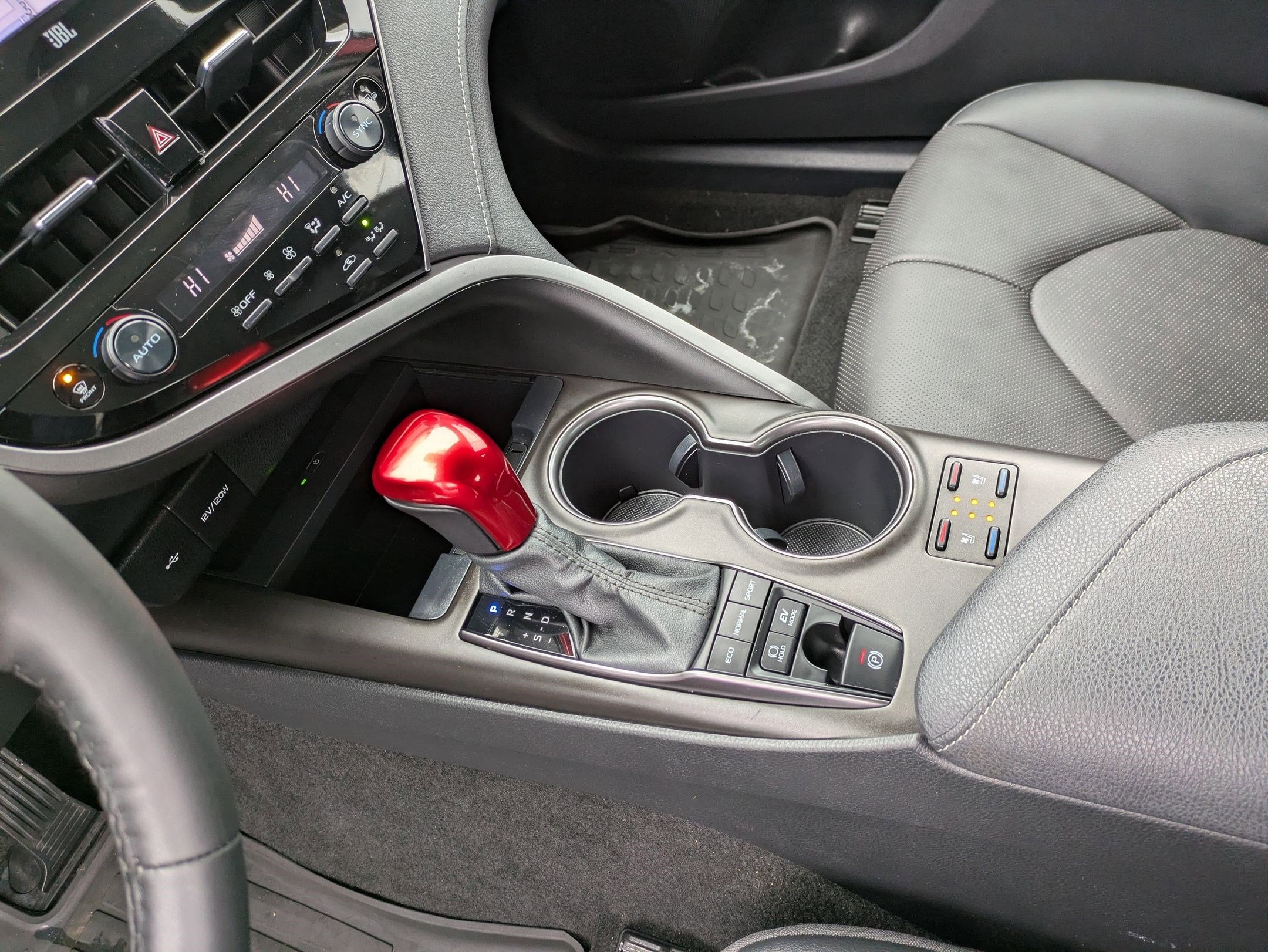 2023 Toyota Camry Hybrid XSE