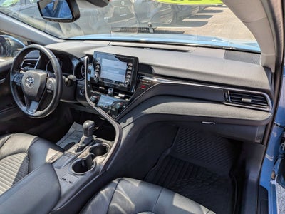 2023 Toyota Camry SE w/ Convenience & Cold Weather Pkg