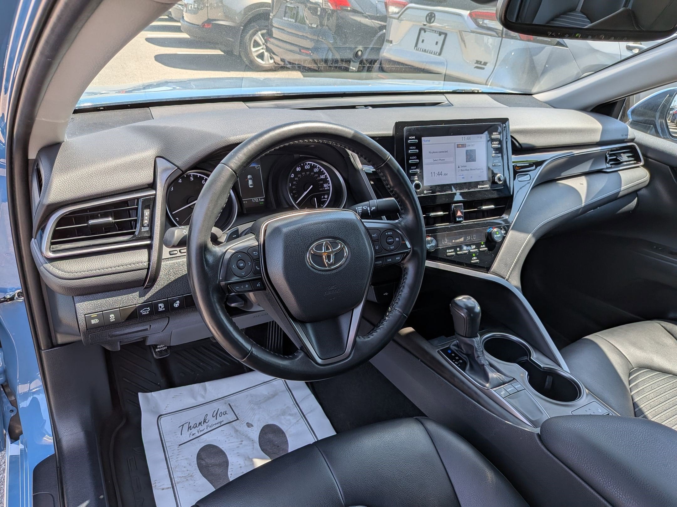 2023 Toyota Camry SE w/ Convenience & Cold Weather Pkg