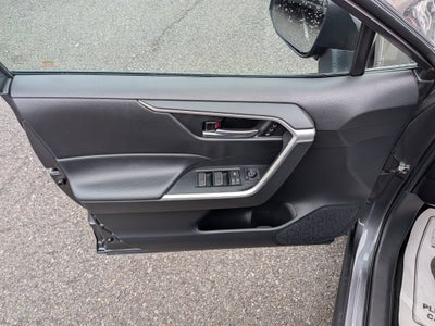 2022 Toyota RAV4 Hybrid XLE Premium w/ Premium Weather Pkg