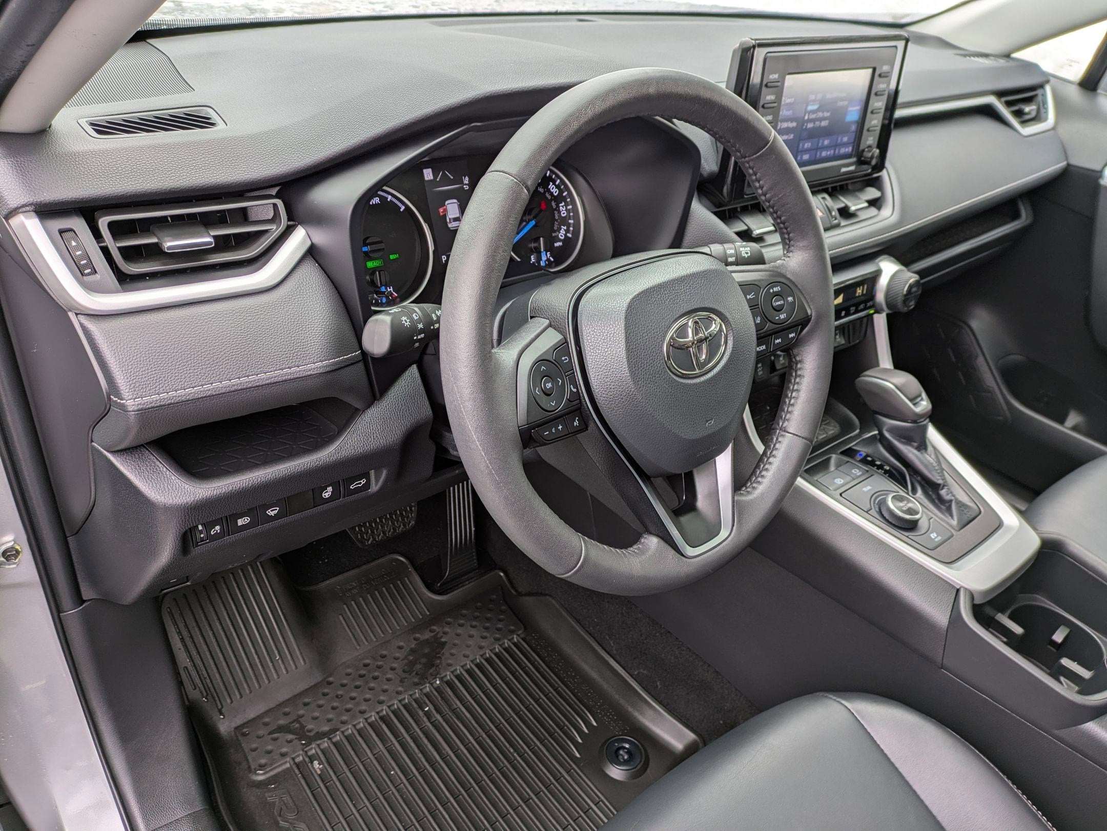 2022 Toyota RAV4 Hybrid XLE Premium