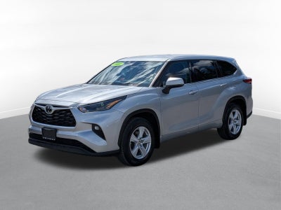 2022 Toyota Highlander LE