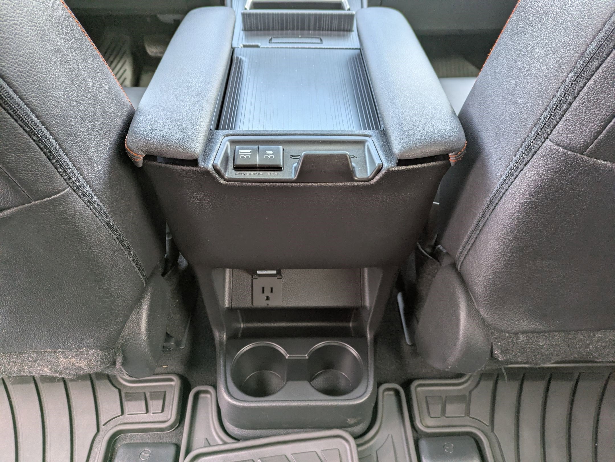 2022 Toyota Sienna XSE AWD 7 Passenger