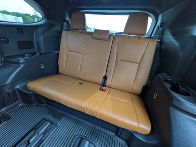 2024 Toyota Highlander Hybrid Platinum