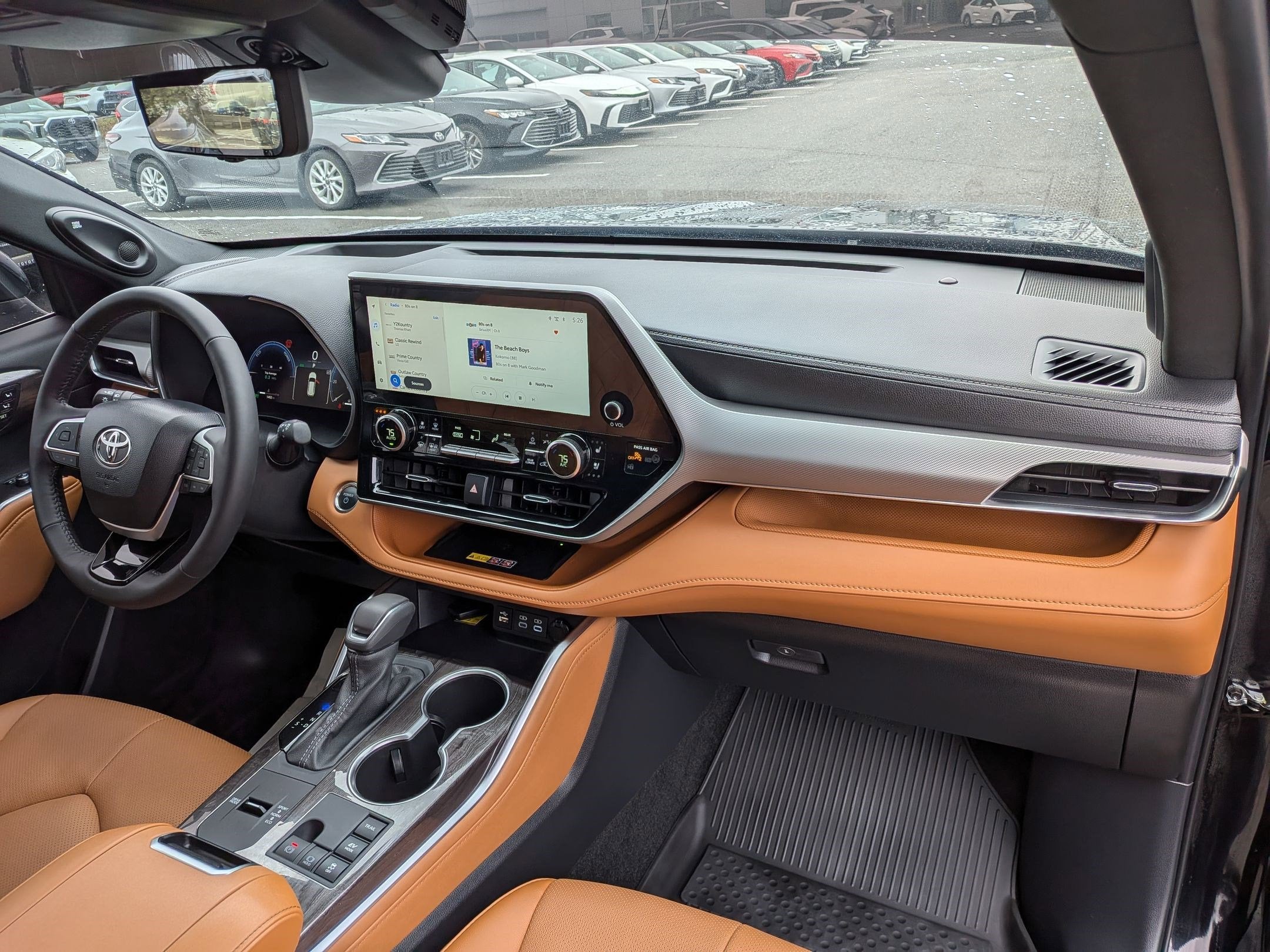 2026 Toyota Highlander Hybrid Platinum