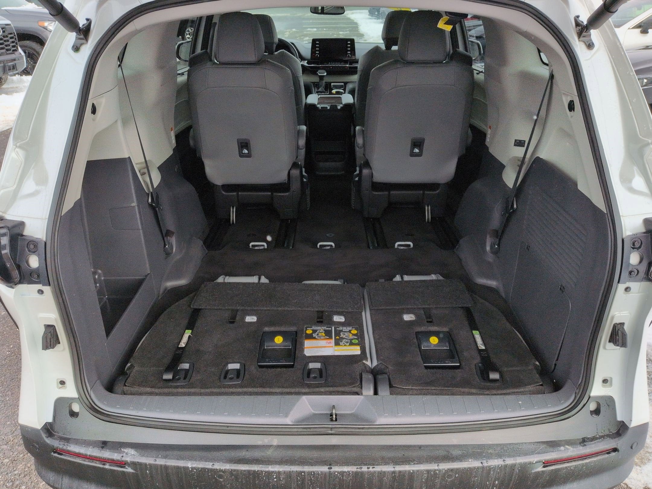 2024 Toyota Sienna XLE 7 Passenger AWD