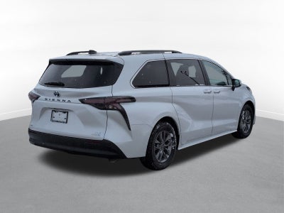 2024 Toyota Sienna XLE 7 Passenger AWD