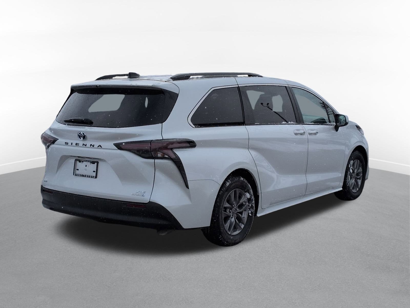 2024 Toyota Sienna XLE 7 Passenger AWD