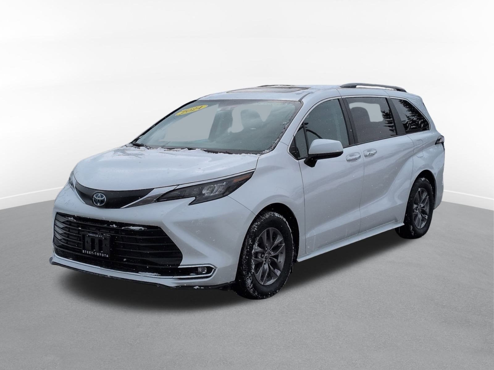 2024 Toyota Sienna XLE 7 Passenger AWD