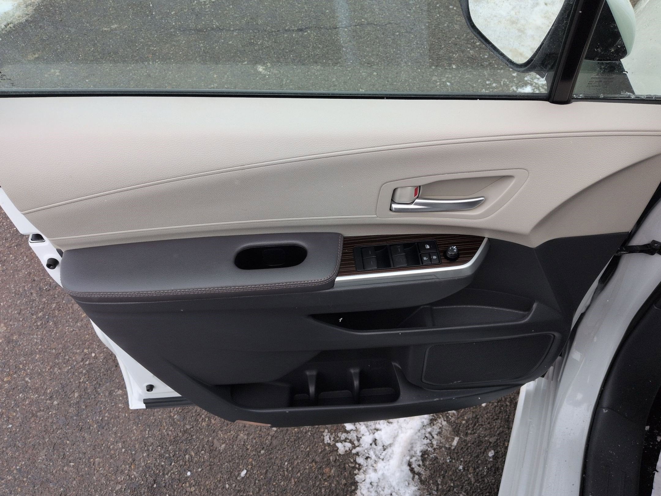 2024 Toyota Sienna XLE 7 Passenger AWD