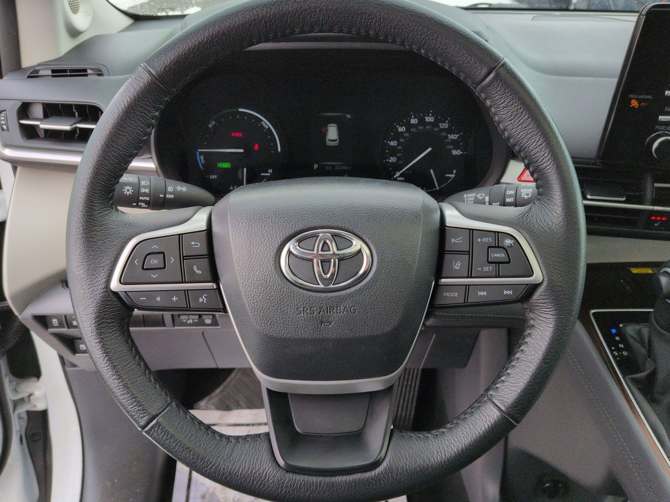 2024 Toyota Sienna XLE 7 Passenger AWD