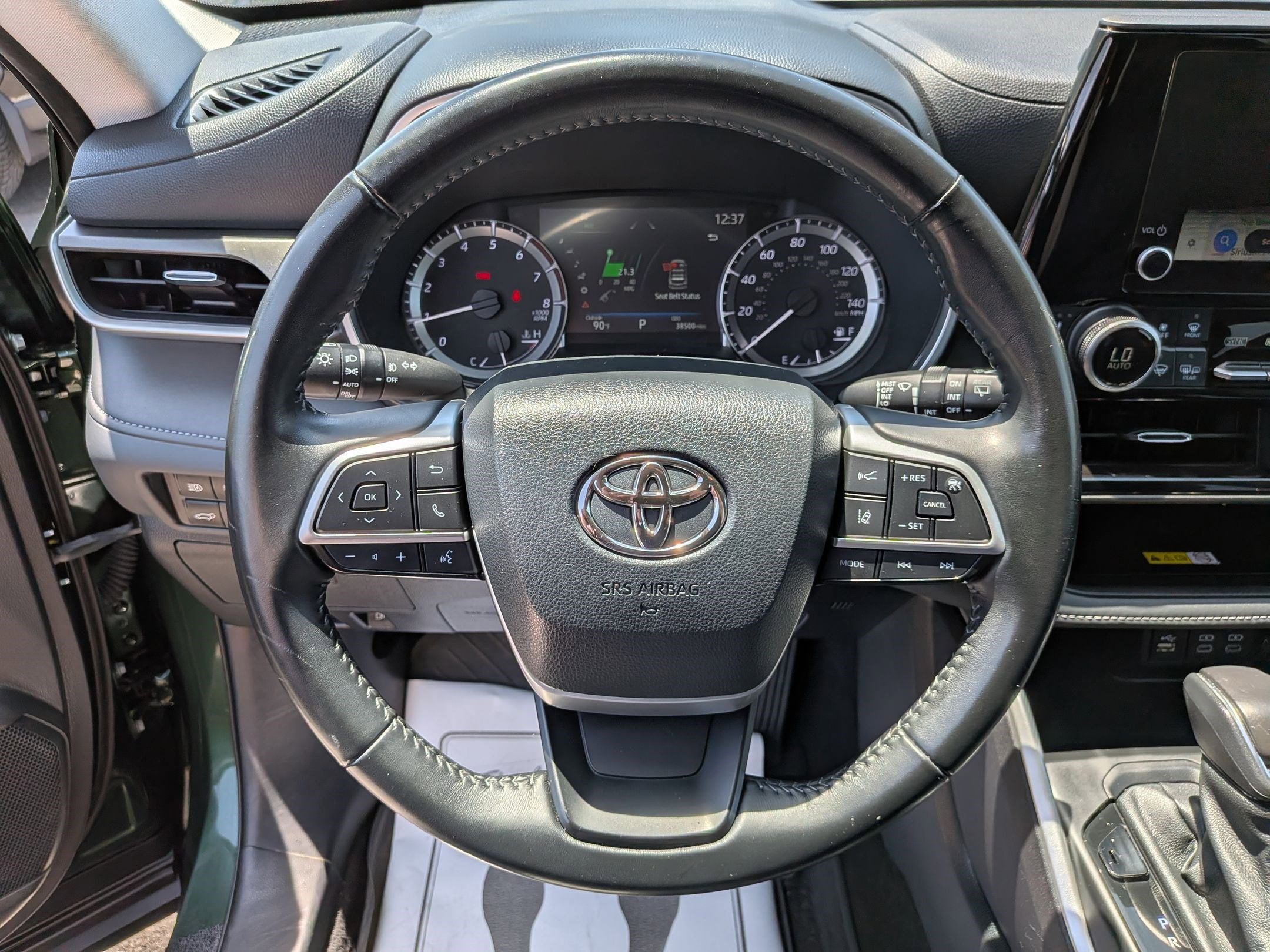 2023 Toyota Highlander XLE