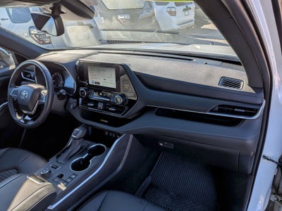 2023 Toyota Highlander XSE