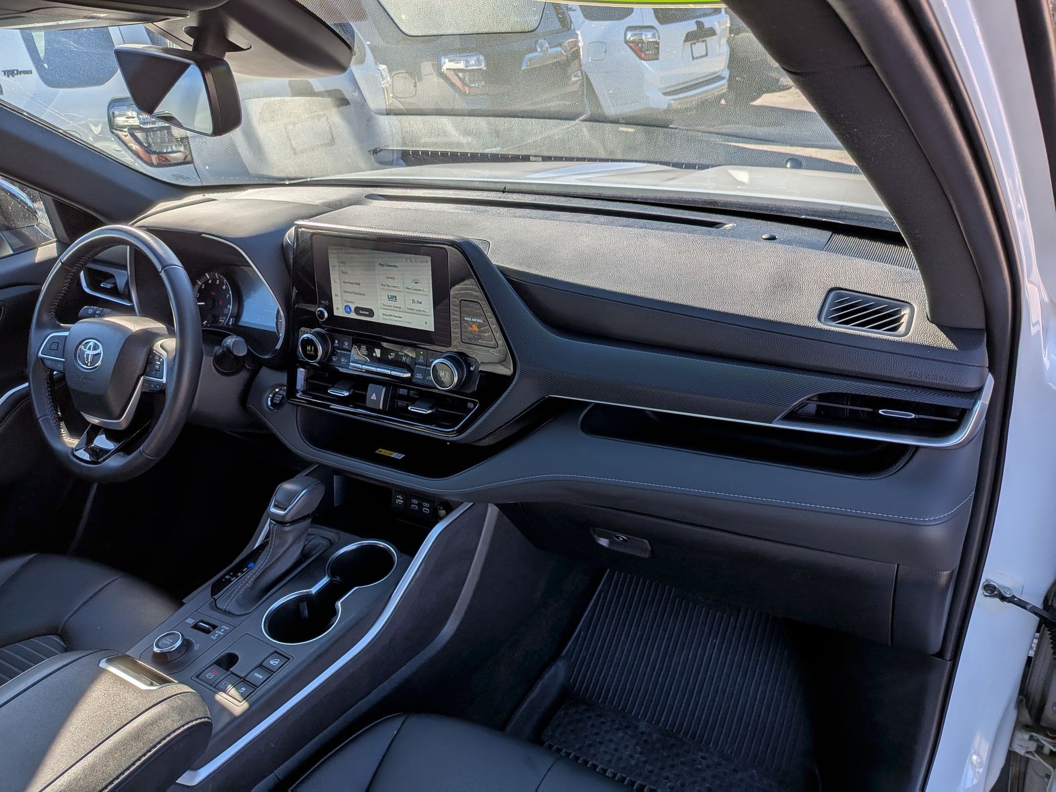 2023 Toyota Highlander XSE