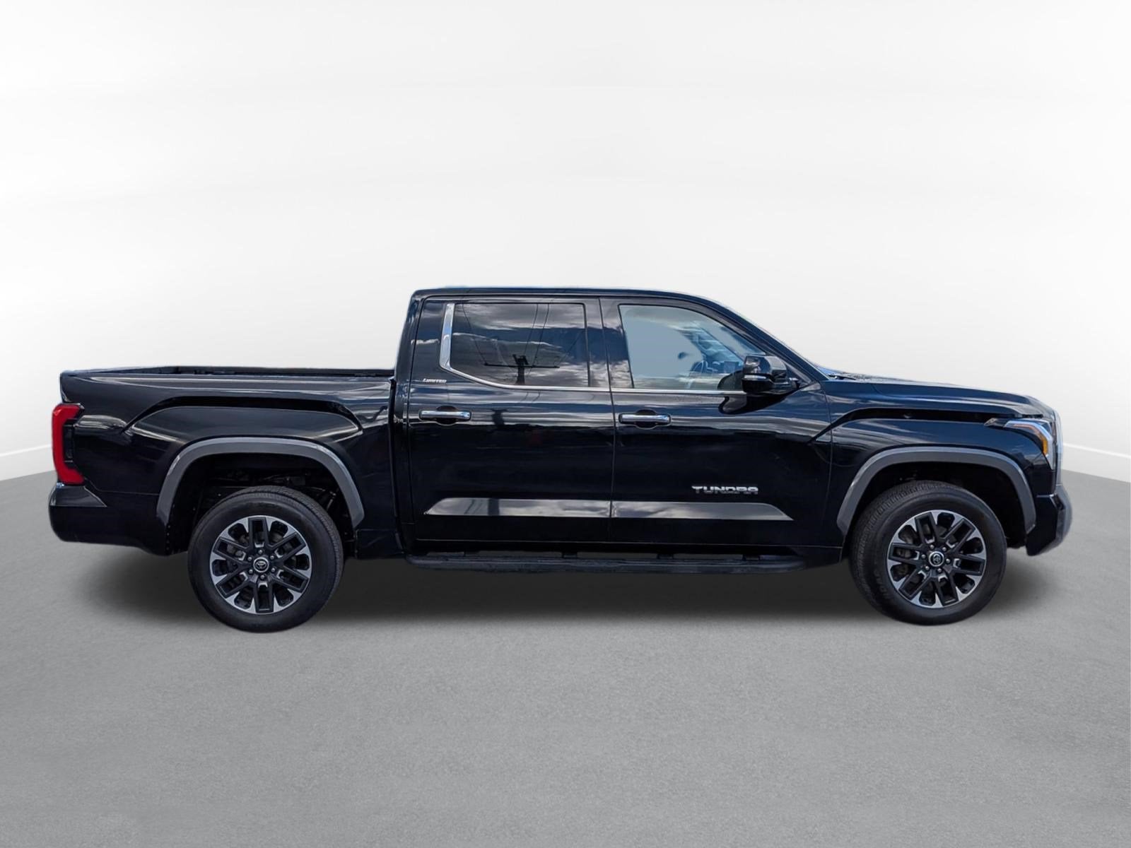 2023 Toyota Tundra Limited w/ LTD Power Pkg