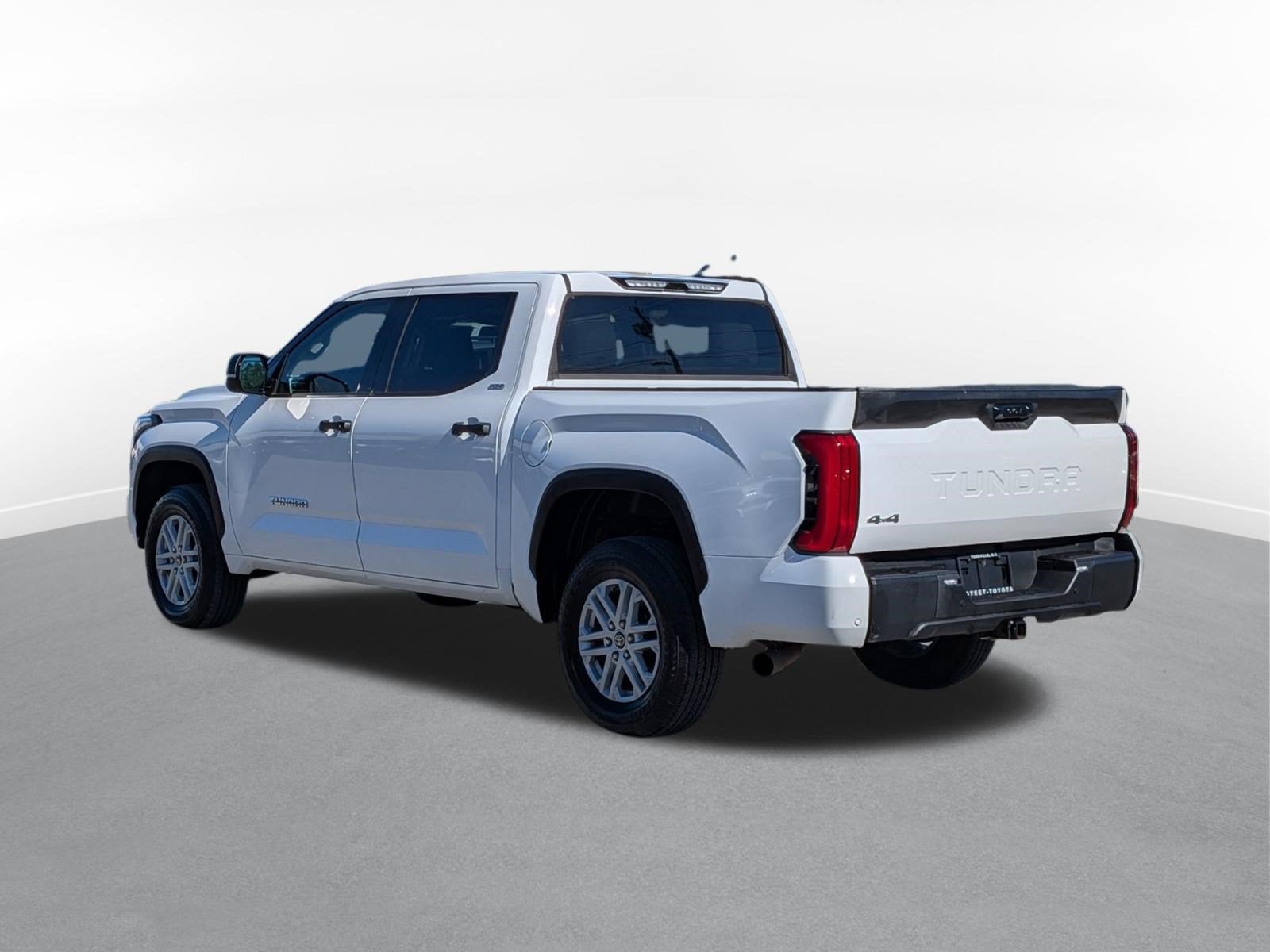 2023 Toyota Tundra SR5 w/ Convenience Pkg