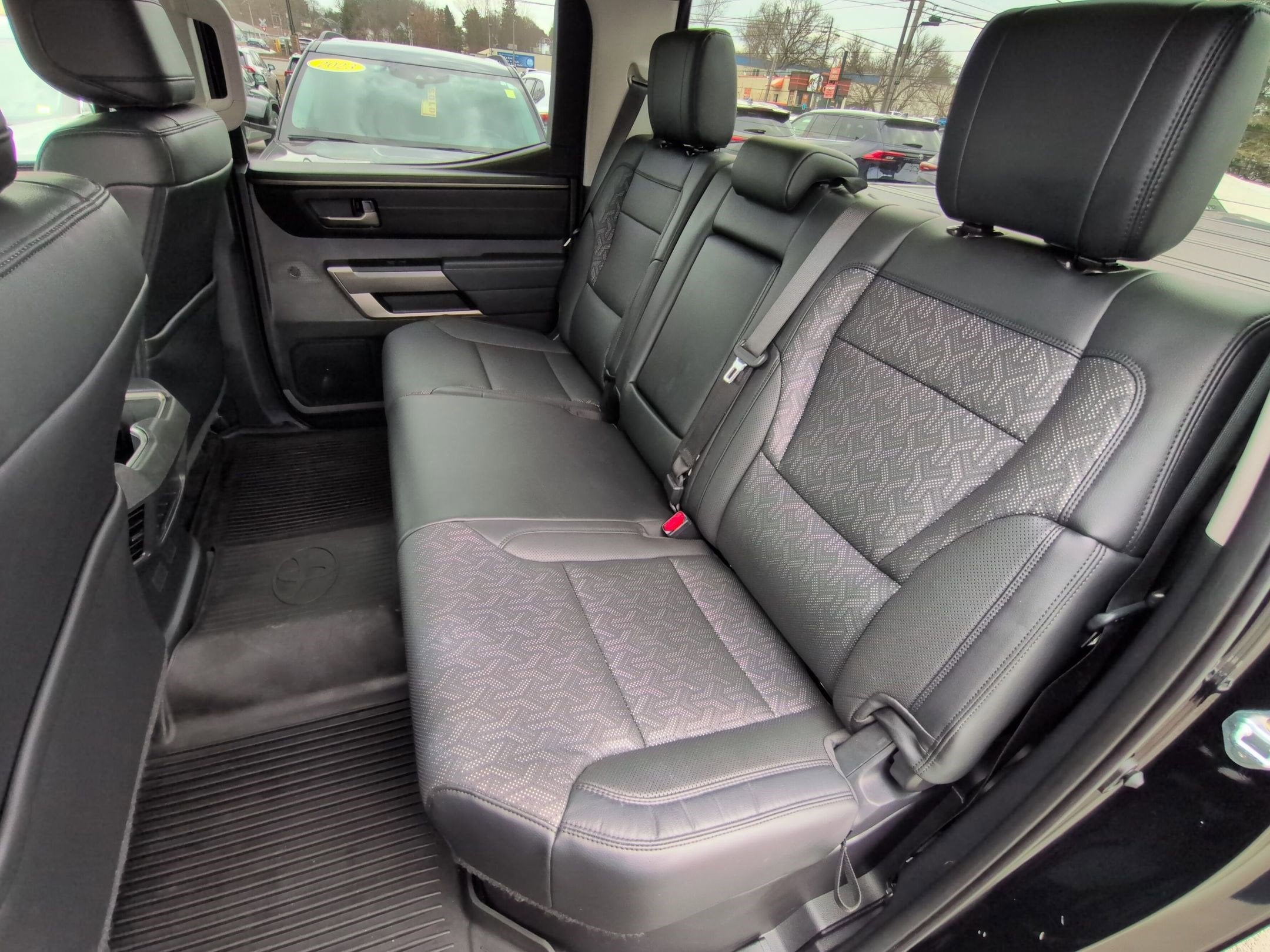 2022 Toyota Tundra SR5 w/ TRD Convenience & Off Road Pkg