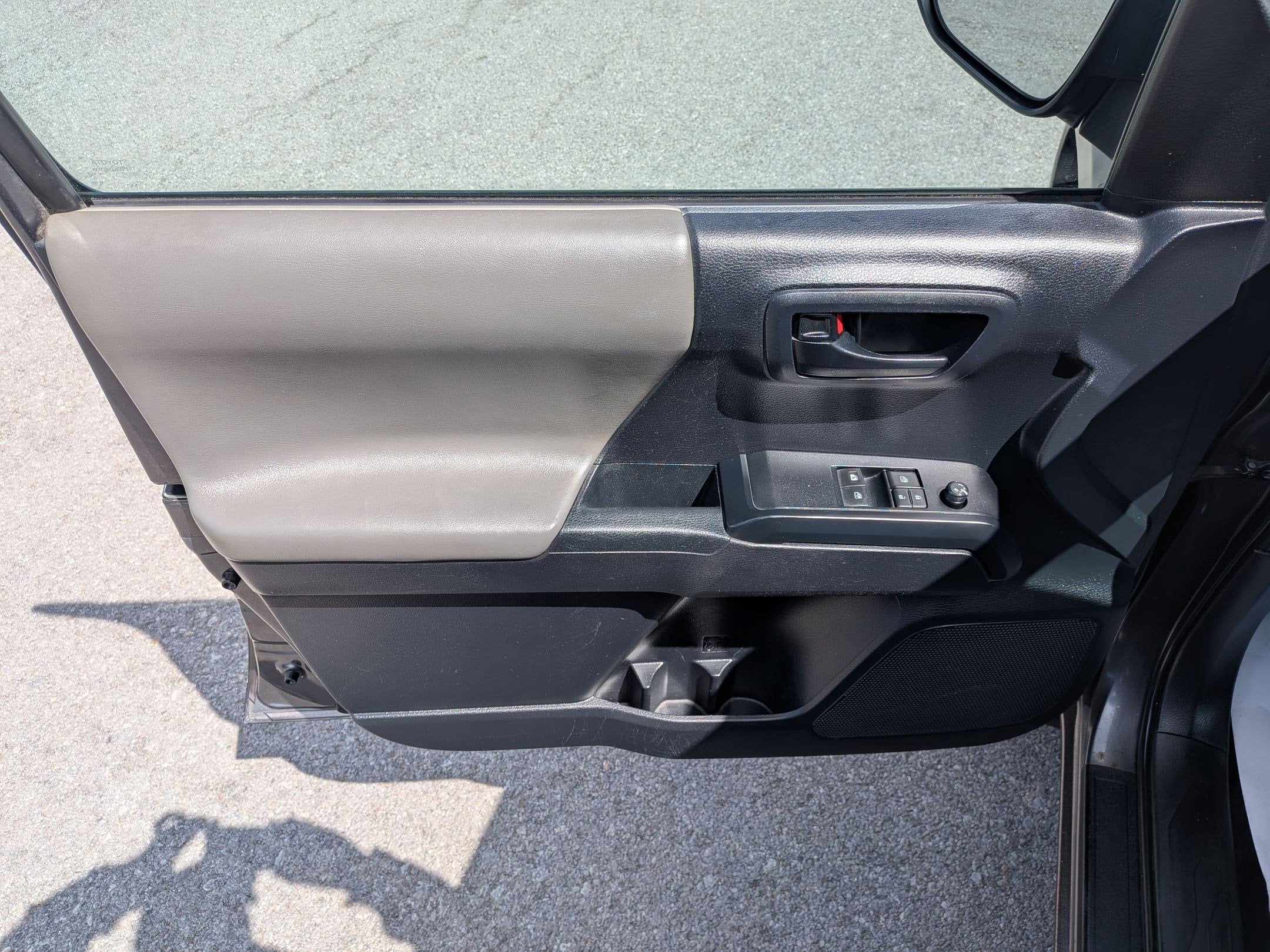 2019 Toyota Tacoma SR V6