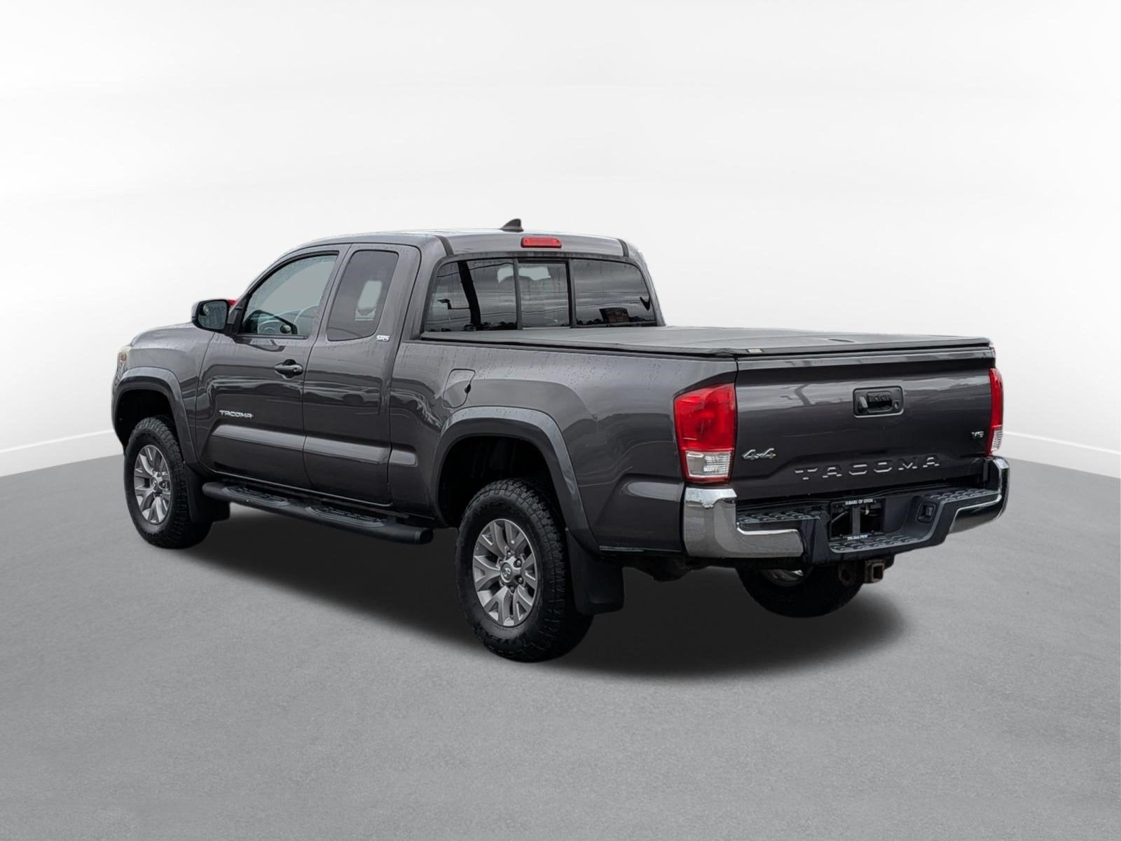 2016 Toyota Tacoma SR5