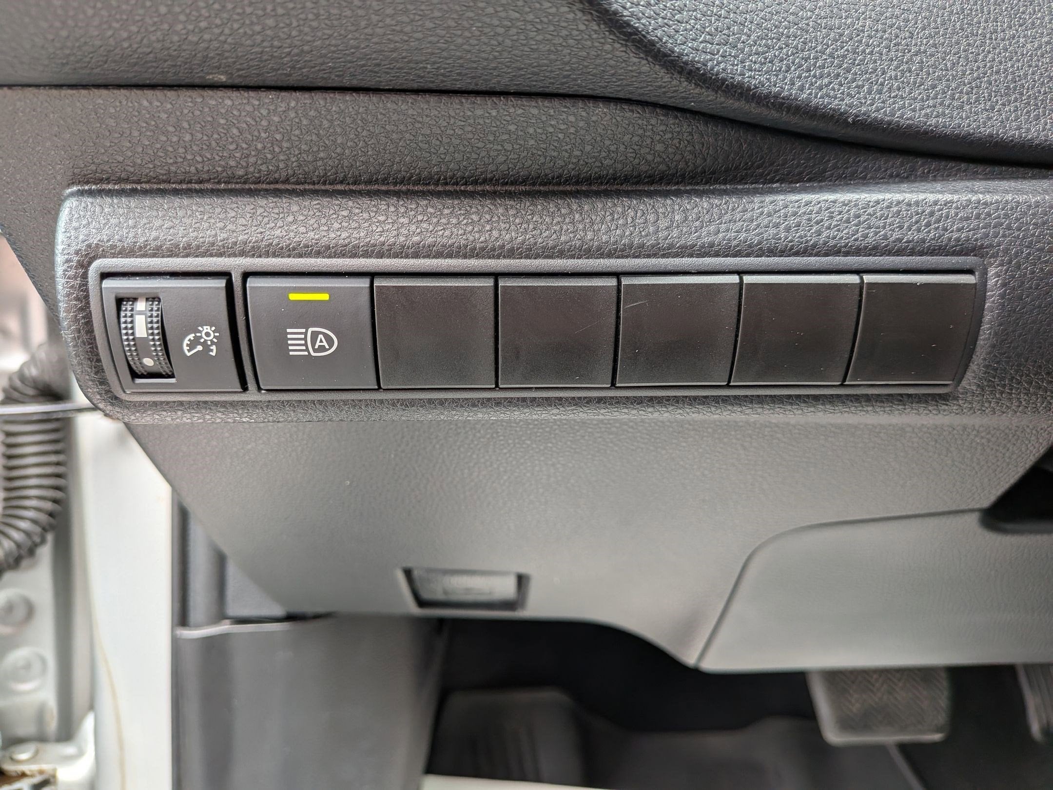 2024 Toyota Corolla SE PREMIUM