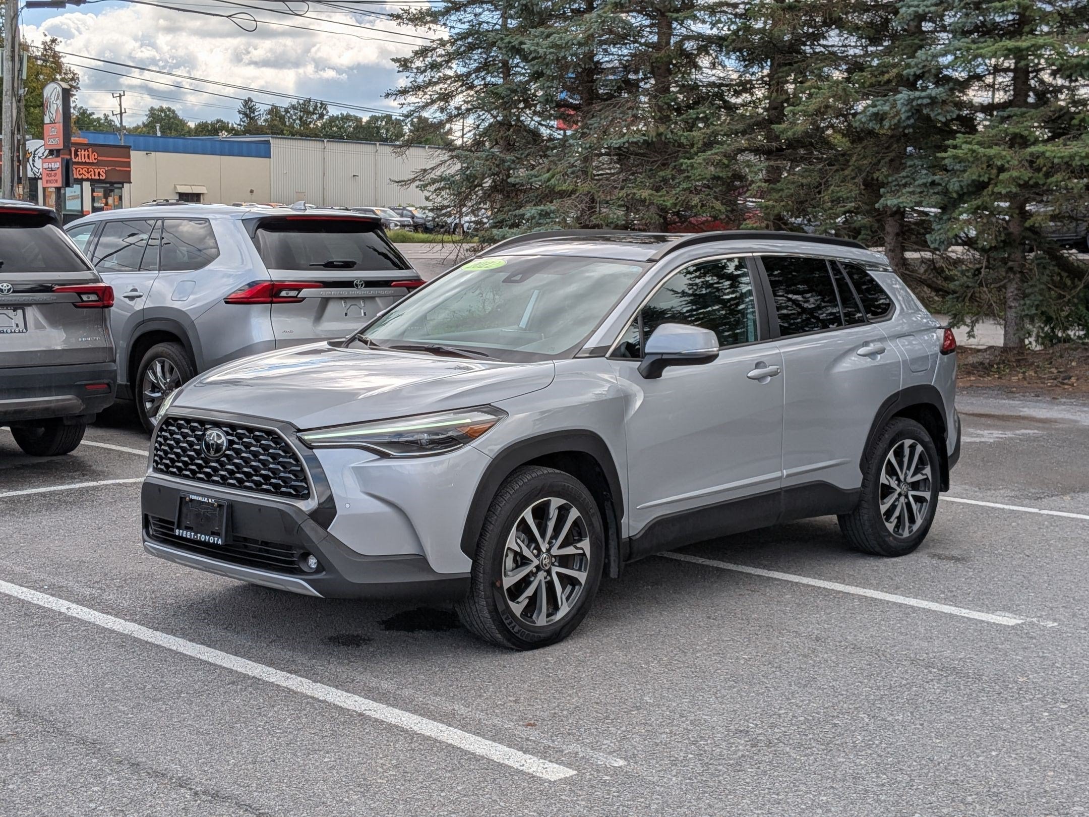 2022 Toyota Corolla Cross XLE