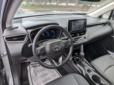2022 Toyota Corolla Cross XLE