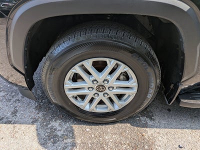 2024 Toyota Sequoia SR5