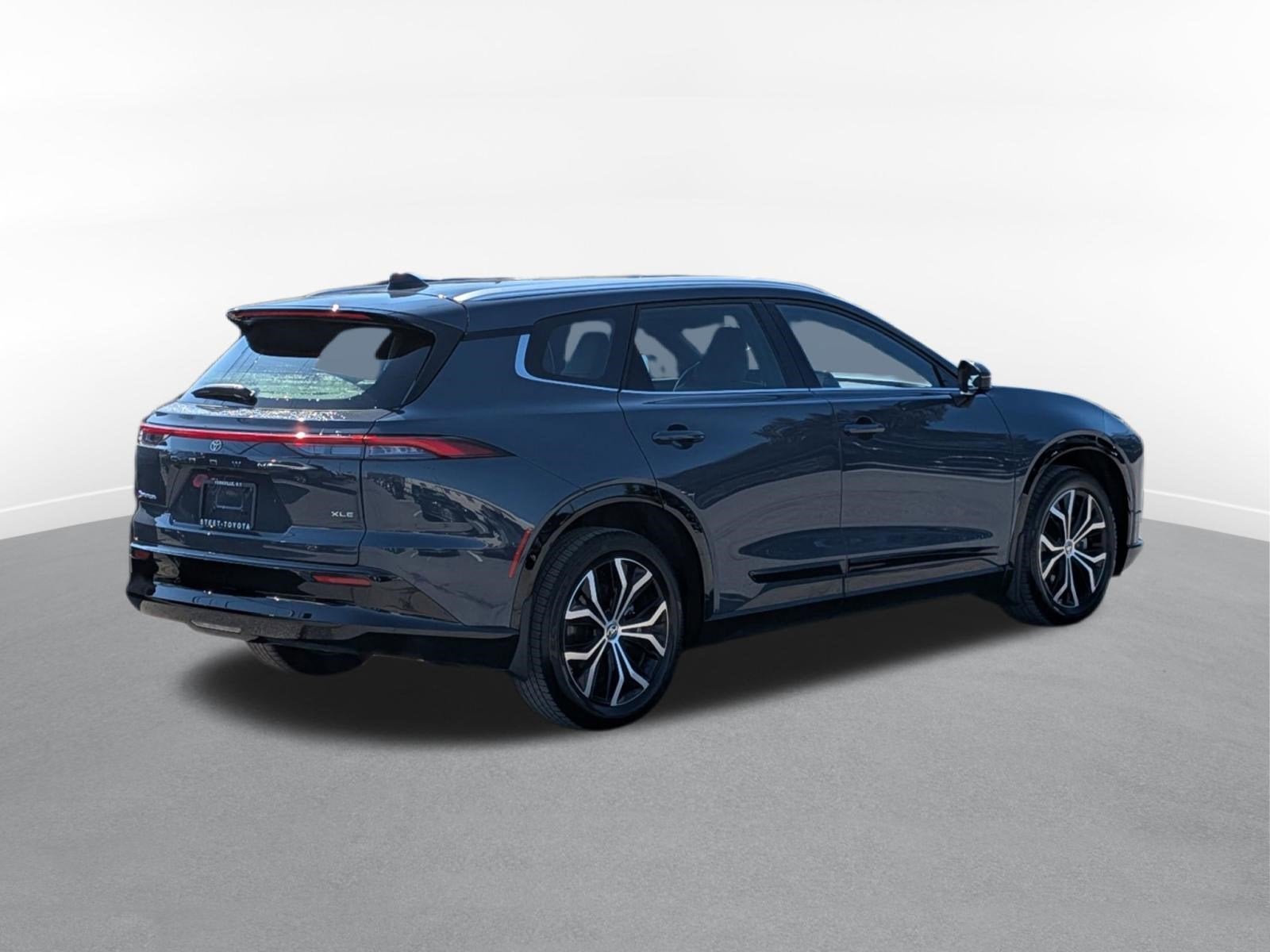 2025 Toyota Crown Signia XLE