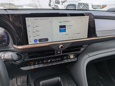 2025 Toyota Crown Signia XLE