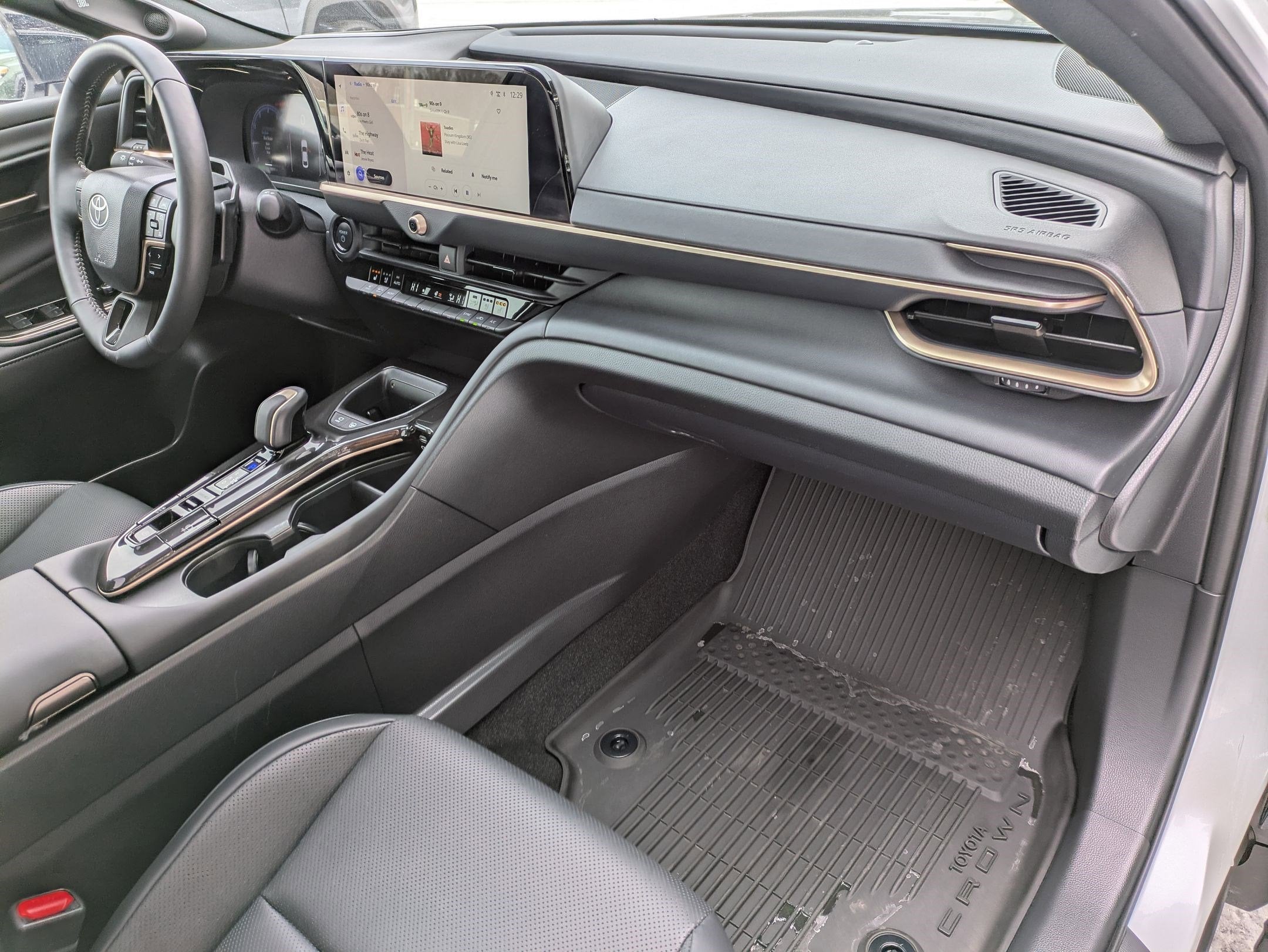 2025 Toyota Crown Platinum