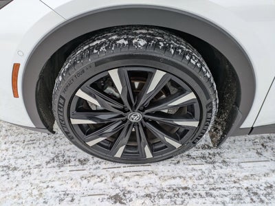 2025 Toyota Crown Platinum