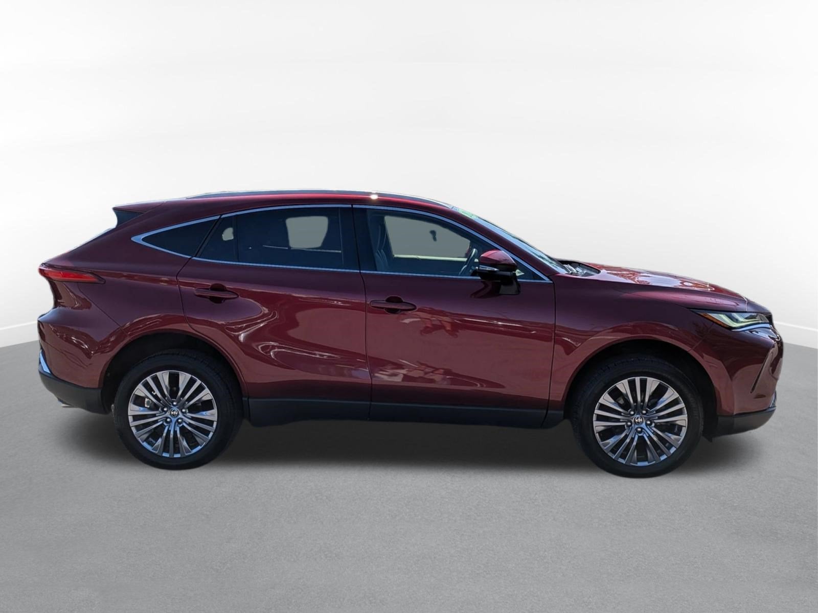 2022 Toyota Venza XLE