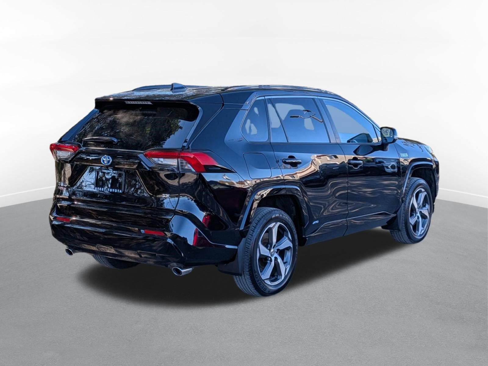 2024 Toyota RAV4 Prime SE
